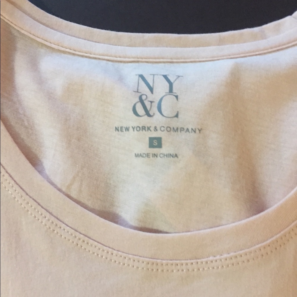Blush Colored Tshirt Size Small - Picture 2 of 4